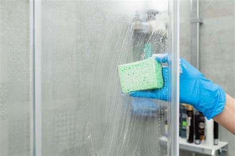 How to Remove Soap Scum from Glass: A Journey Through the Bubbles of Time